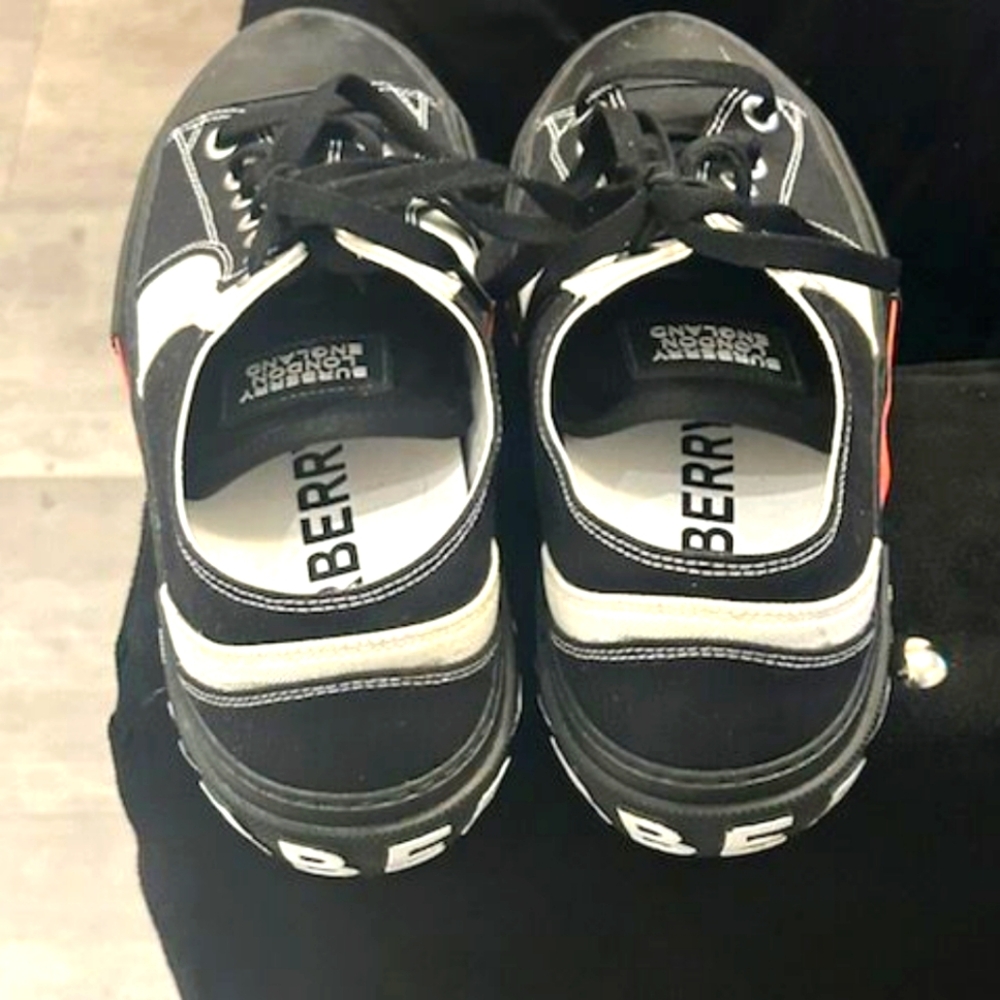 Burberry shoes